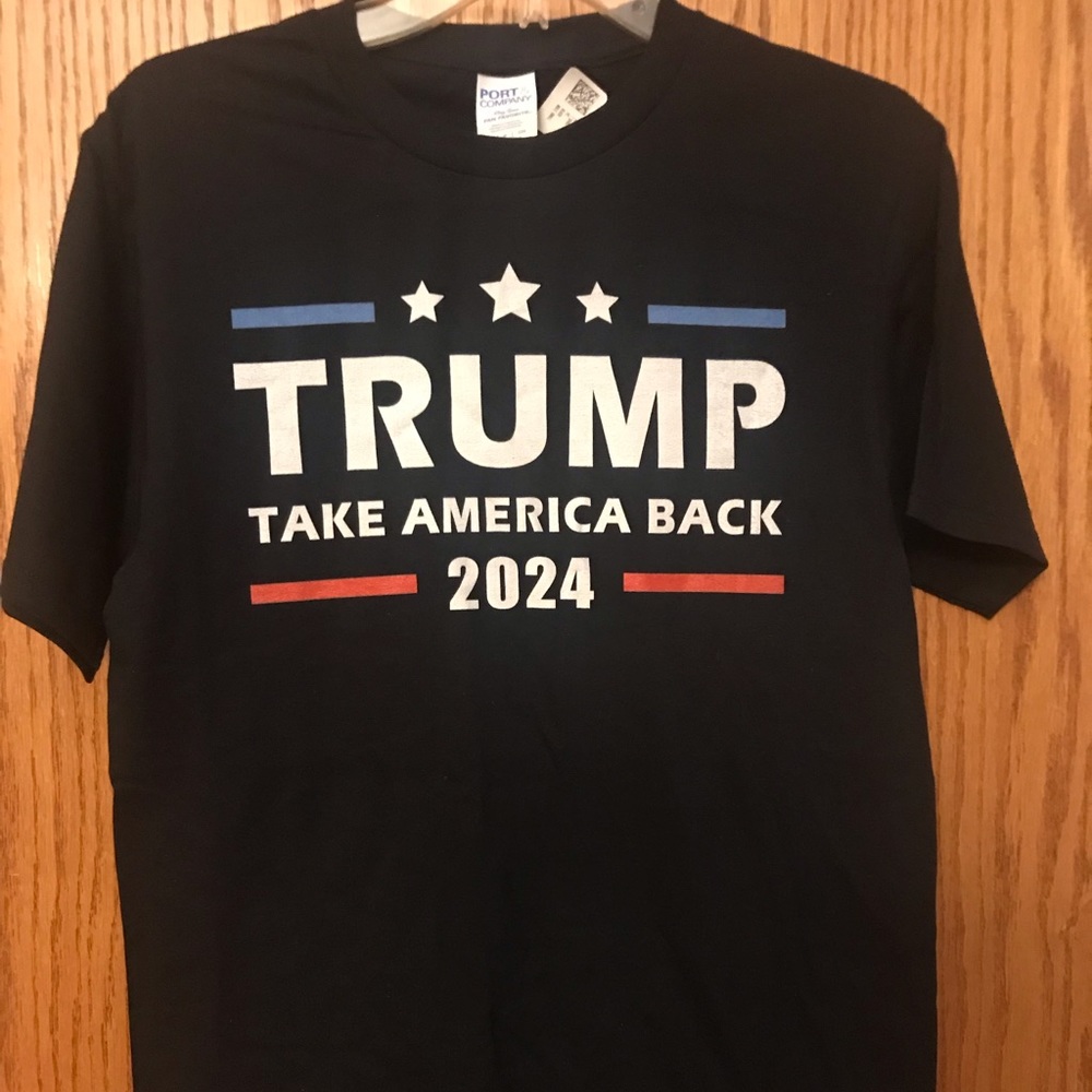 Trump 2024 men’s 100% cotton black tee size small